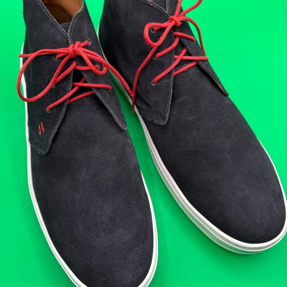 Navy Suede Chukka Boots with Red Laces
